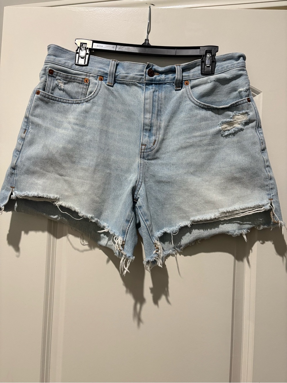 Madewell Relaxed Fit Distressed Denim Shorts